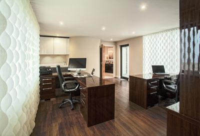 Systèmes de rideaux à bandes verticales, SG 2910, Multi Visio, Room shot "Rawsons Retreat", Kent, United Kingdom, Vertical Waves