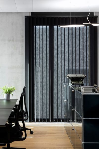 Systèmes de rideaux à bandes verticales, SG 2960, Colorama 2, Office, Bern, Switzerland