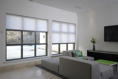 Systèmes stores enrouleurs, SG 4910, Colorama 2, Room shot "Kenny Miller Home", Edinburgh, United Kingdom