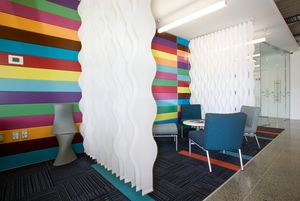 Systèmes de rideaux à bandes verticales, SG 2900, Multi Visio, Room shot "Express Data", Auckland, New Zealand, Vertical Waves